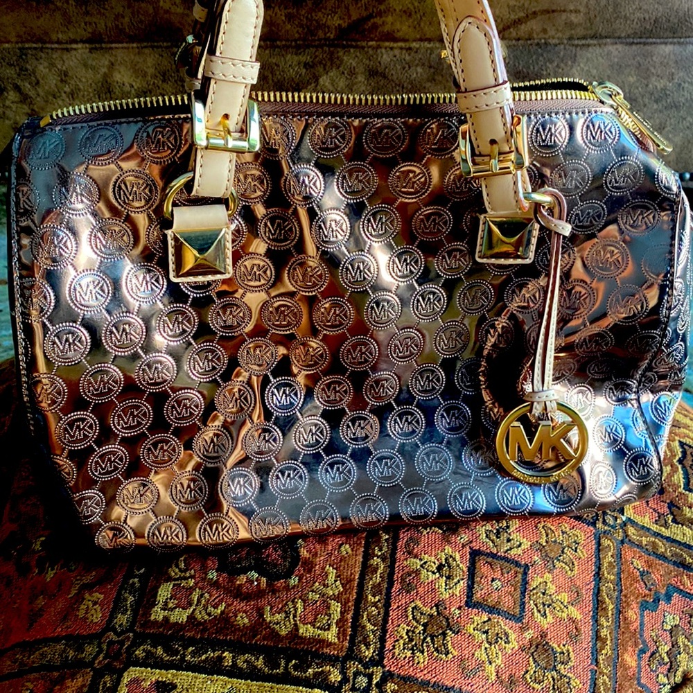 Michael Kors Grayson Lg Satchel Cocoa. Monogram Mirror Metallic.
